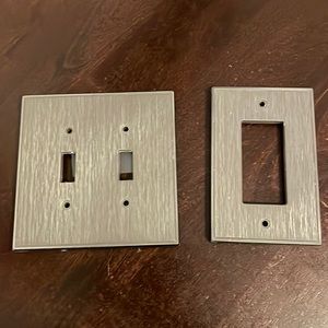 Set of 2 electrical switch wall plates- Silver